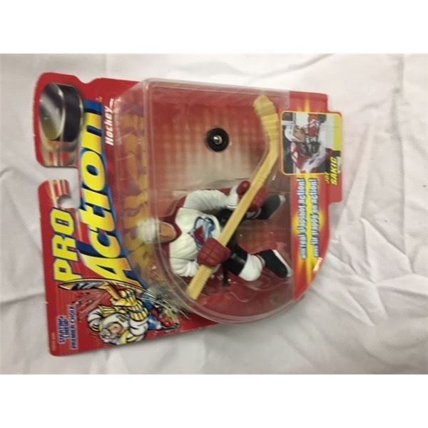 Pro Action Sakic Figurine