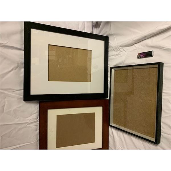 PICTURE FRAMES