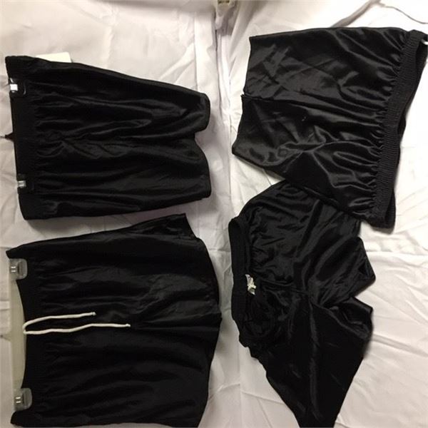 Shorts x 4 Sz. Lg