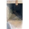 Image 3 : Galvanized mailbox