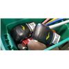 Image 2 : Tote of sports equipment