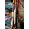 Image 2 : 2 WOOD OARS