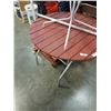 Image 3 : Folding wooden patio table with umbrella