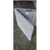 Image 2 : 6ft folding market table
