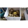 Image 1 : Box of packing tape