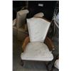 Image 3 : 2 WOOD FRAMED DINING CHAIRS