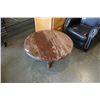 Image 1 : VINTAGE ROUND COFFEE TABLE