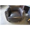 Image 2 : BROWN STUDDED MODERN WINGBACK CHAIR