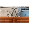Image 3 : MODERN QUEENSIZE BED FRAME