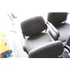Image 2 : 4 OFFICE RECEPTION CHAIRS