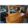 Image 2 : 8 DRAWER DRESSER WITH MIRROR - SUITE DREAMS FURNITURE MADE IN VANCOUVER