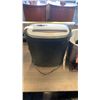 Image 2 : PAPER SHREDDER, FAN, HOLE PUNCH, CLOCK