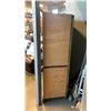 Image 2 : MAPLE AND GREEN CORNER CABINET