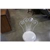 Image 2 : WIRE METAL VANITY CHAIR AND STOOL