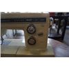 Image 3 : KENMORE SEWING MACHINE
