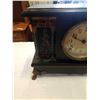 Image 2 : FORRESTVILLE MANTLE CLOCK WITH KEY