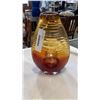 Image 2 : 2 amber glass vases