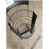 Image 3 : ROUND WIRE MERCHANDISE RACK