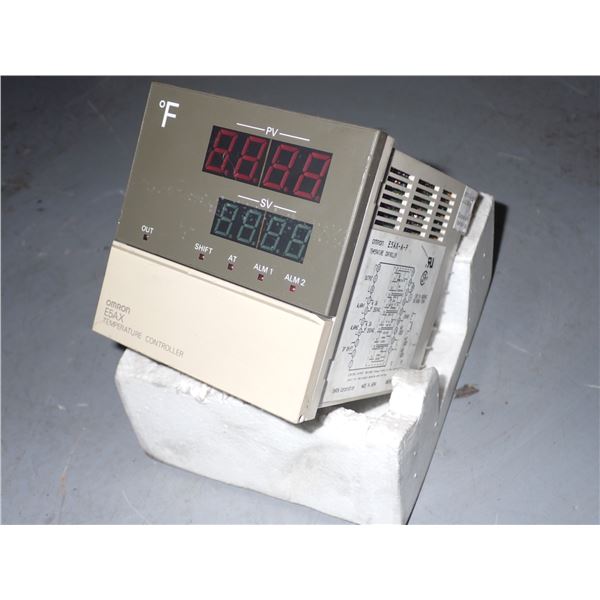 Omron #E5AX-A-F Digital Temperature Controller