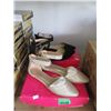 Image 1 : 1 Size 7.5 & 1 Size 11 Ladies Shoes