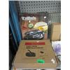 Image 1 : 2 Cast Iron Tortilla Presses