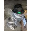 Image 1 : 20 New Sun Hats - Black