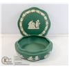 Image 1 : WEDGEWOOD DISH WITH LID POTTERIES