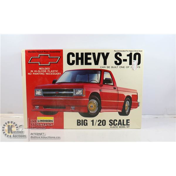 VINTAGE CHEVY S10 MODEL KIT