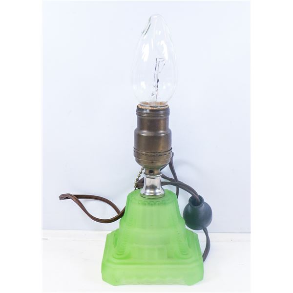 1920S GREEN GLASS TABLE LAMP