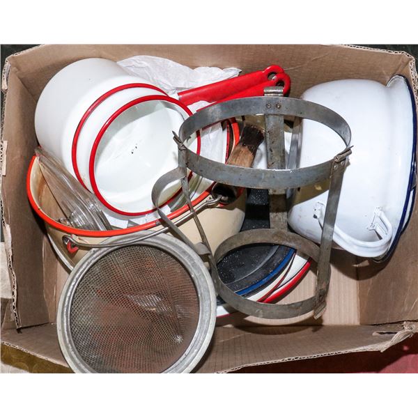 BOX WITH VINTAGE ENAMEL COOKWARE AND MORE