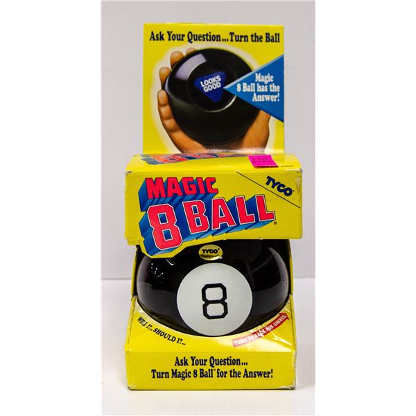 VINTAGE MAGIC 8 BALL WITH BOX