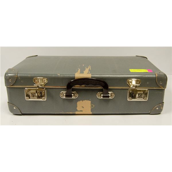 SUITCASE FULL OF ASSORTED PATTERNS