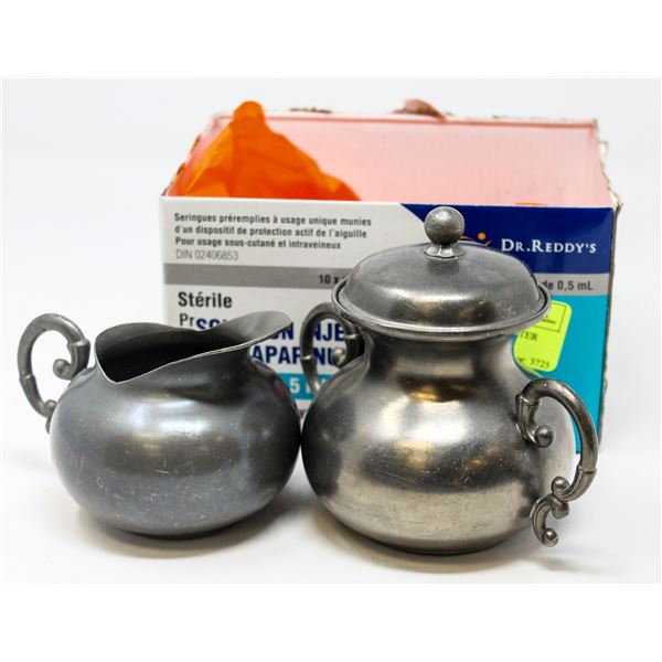 SMALL SET OF ANTIQUE PEWTER WARE