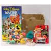 Image 1 : BOX OF ASSORTED VINTAGE TOYS AND COLLECTIBLES
