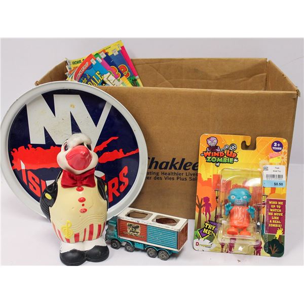 BOX OF ASSORTED VINTAGE TOYS AND COMICS