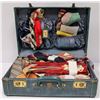 Image 1 : VINTAGE SUITCASE FULL OF ANTIQUE MENS NECK TIES
