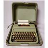 Image 1 : 1950'S PORTABLE TYPEWRITER