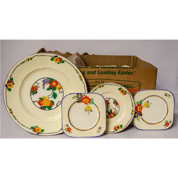 BOX OF ORNATE CHINA CUPS BOWLS ETC