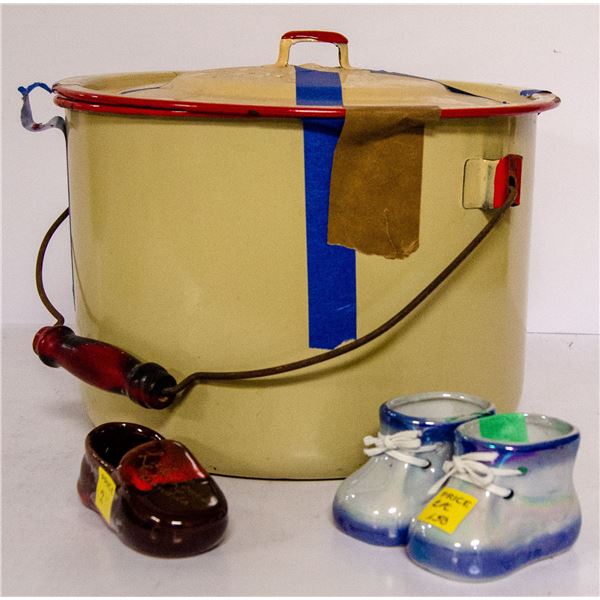 ANTIQUE ENAMEL POT FULL OF ORNAMENTS