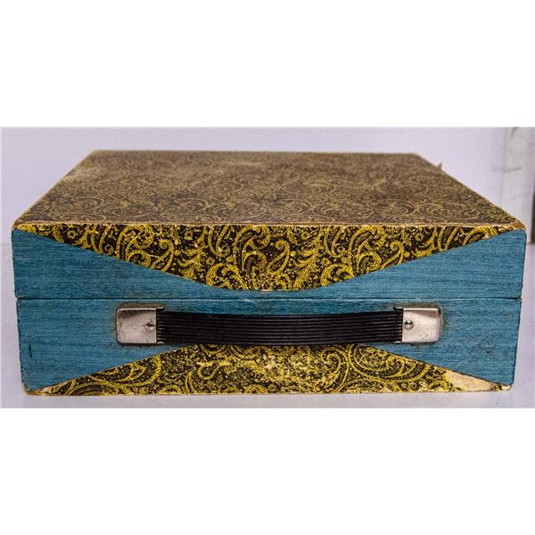 1960S PORTABLE RECORD PLAYER IN CASE