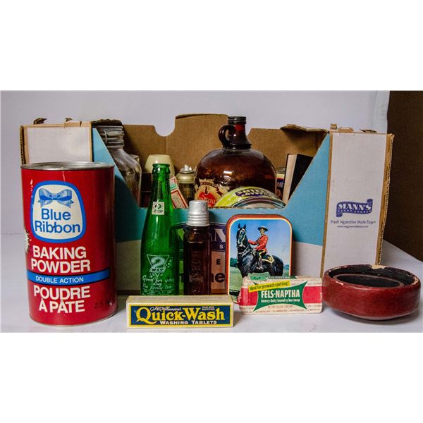 BOX OF ASSORTED VINTAGE HOUSEHOLD COLLECTIBLES
