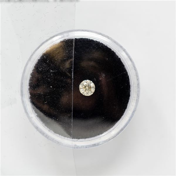 MGI CERTIFIED 0.29CT FANCY LIGHT YELLOW DIAMOND