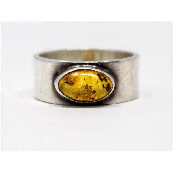 VINTAGE .925 SILVER MARKED AMBER RING, 5.1g SIZE 5.5