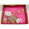 Image 1 : FLAT OF VINTAGE JEWELRY