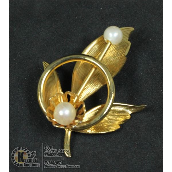 ANTIQUE 1950S GOLD LEAF BROOCH WITH 2 FOX PEARLS