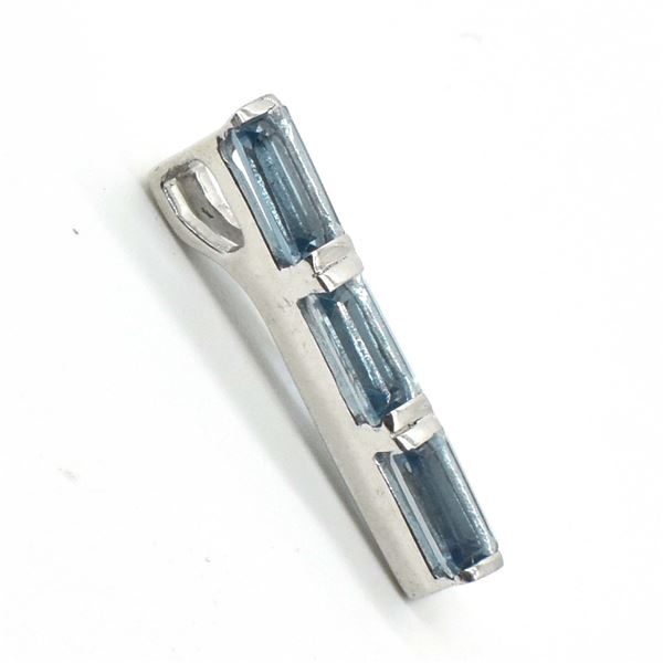 80TJ SILVER BLUE TOPAZ  PENDANT