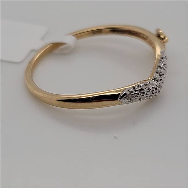 BZ337-47 10K  DIAMOND  RING