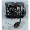 Image 1 : BOX OF SUNGLASSES.