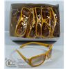 Image 1 : BOX OF SUNGLASSES.