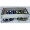 Image 1 : BOX OF SUNGLASSES.